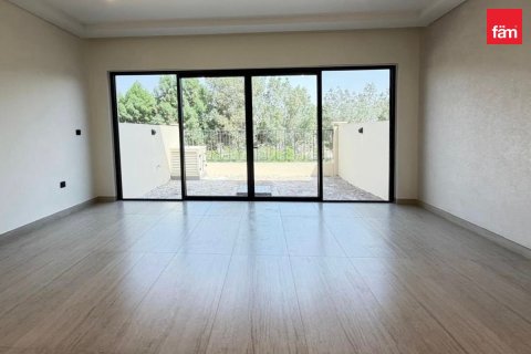 4 bedrooms Townhouse in Dubai, UAE No. 210592 3