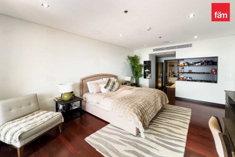 Apartment de 2 dormitorios en Palm Jumeirah, UAE No. 76960 9