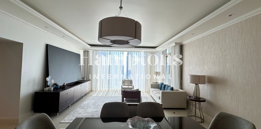3 bedrooms Apartment in Downtown Dubai (Downtown Burj Dubai), UAE No. 165334