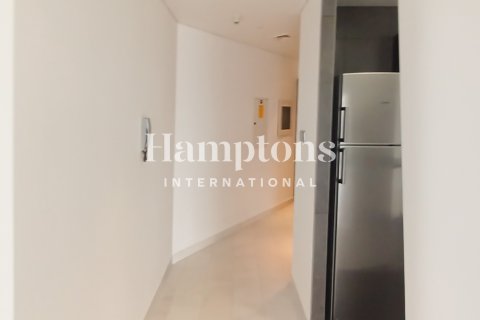2 bedrooms Apartment in Cayan Tower, UAE No. 165336 10