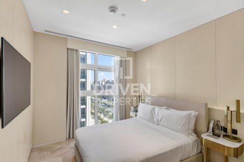 Apartment de 3 dormitorios en FIVE Palm Jumeirah, UAE No. 190453 14