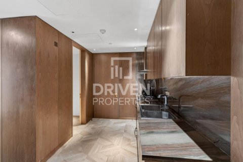 Apartment de 3 dormitorios en FIVE Palm Jumeirah, UAE No. 190453 17