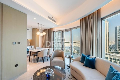 Apartment de 2 dormitorios en Address Harbour Point, UAE No. 190454 5