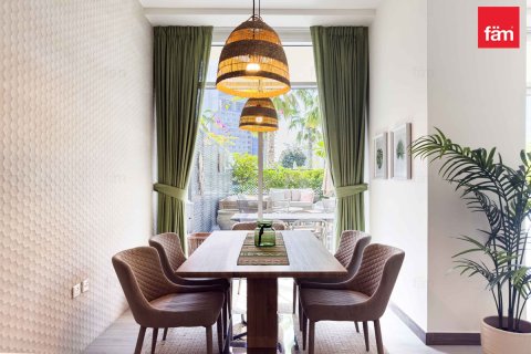 2 bedrooms Apartment in Dubai, UAE No. 142738 11