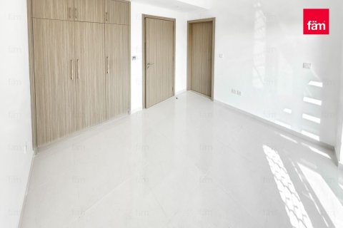 3 bedrooms Townhouse in Dubai, UAE No. 142739 9