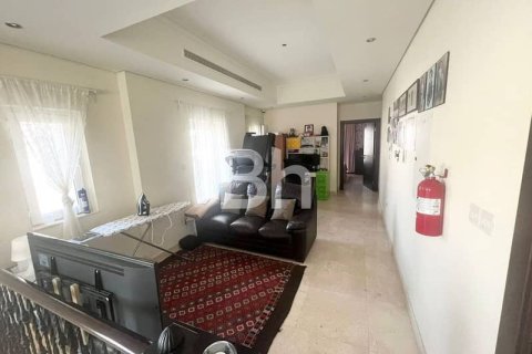 Villa de 3 dormitorios  No. 114477 10