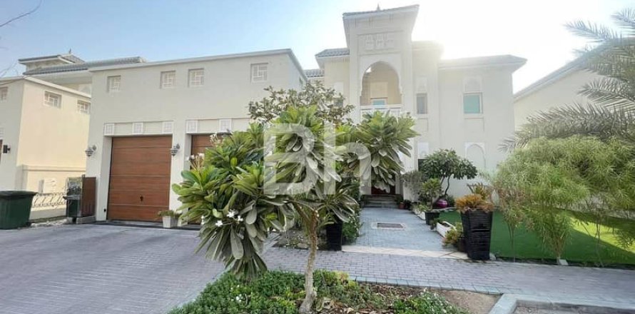 Villa de 3 dormitorios  No. 114477