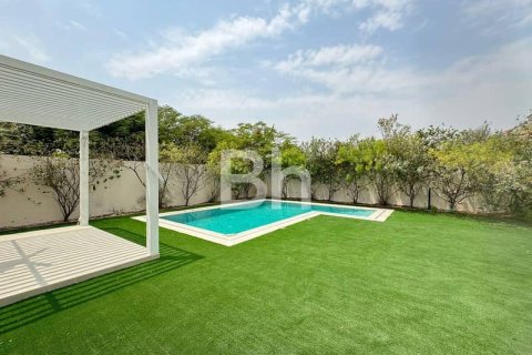Villa de 5 dormitorios  No. 114474 12