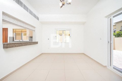 Villa de 4 dormitorios  No. 114476 10