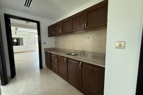 4 bedrooms Villa in Legacy, UAE No. 147498 27