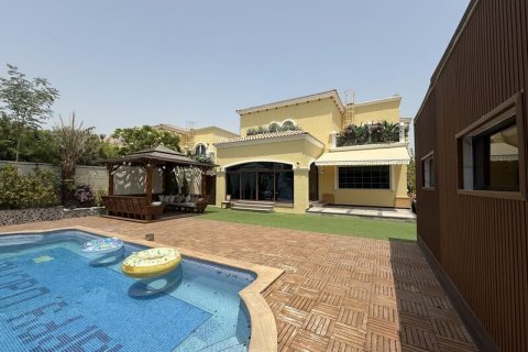 4 bedrooms Villa in Legacy, UAE No. 147498 8