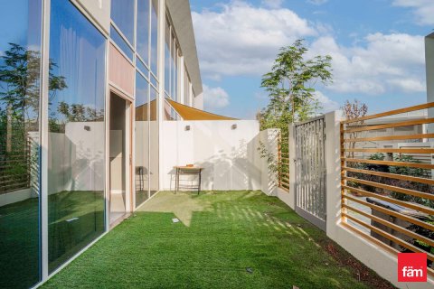 2 bedrooms Villa in Dubai, UAE No. 142779 26