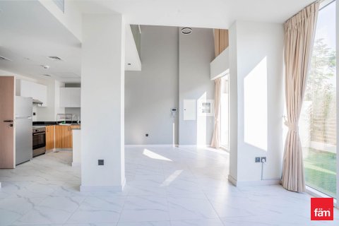 2 bedrooms Villa in Dubai, UAE No. 142779 7