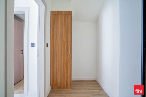 2 bedrooms Villa in Dubai, UAE No. 142779 18