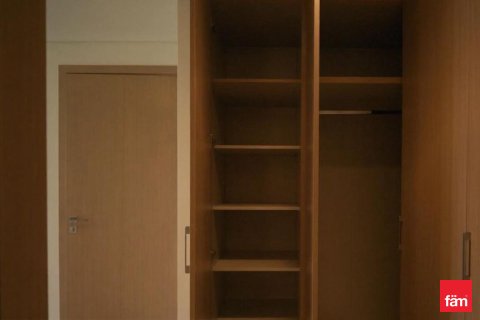 2 bedrooms Apartment in Dubai, UAE No. 142781 9