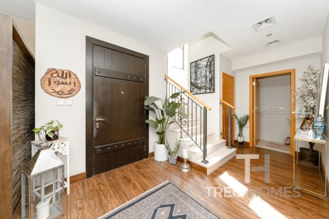 3 bedrooms Villa in Reem, UAE No. 81791 8