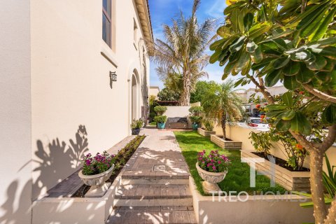 3 bedrooms Villa in Reem, UAE No. 81791 3