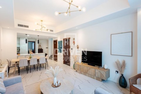 4 bedrooms Villa in District 11, UAE No. 191472 5