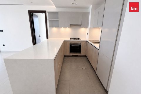 3 bedrooms Apartment in Dubai, UAE No. 168071 11