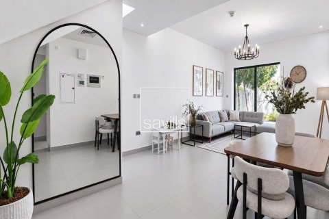Townhouse de 3 dormitorios en  Yas Island, UAE No. 209175