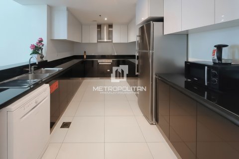 Квартира с 3 спальнями №129494 4