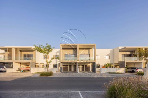 3 bedrooms Villa on the Yas Island, UAE No. 167913