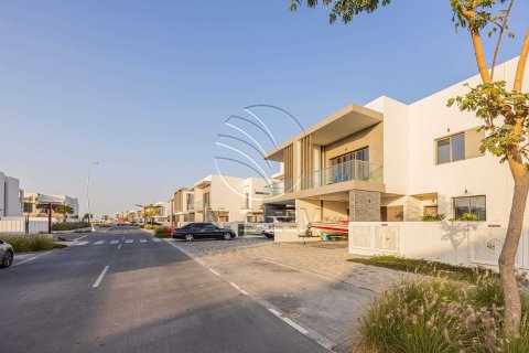 3 bedrooms Villa on the Yas Island, UAE No. 167913 4