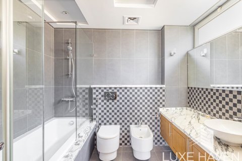 4 bedrooms Villa in Legacy Nova Villas, UAE No. 11226 2
