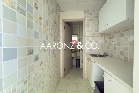 61m² Office in Jumeirah Lake Towers, UAE No. 112373 13