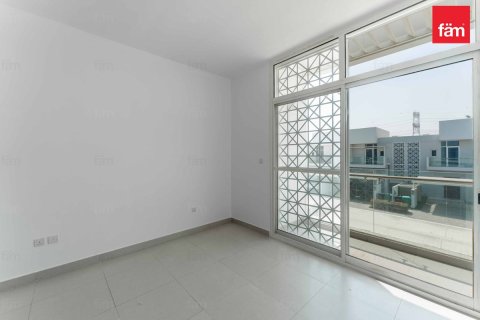 Townhouse de 3 dormitorios en Dubai, UAE No. 167384