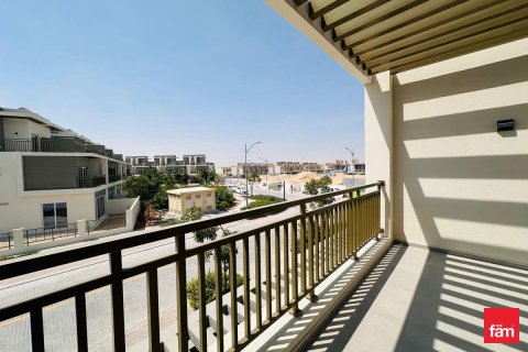 Townhouse de 3 dormitorios  No. 115193 2