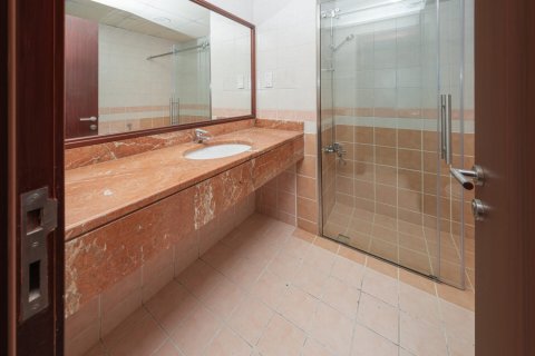 Квартира с 3 спальнями в Emirates Crown, ОАЭ №141143 19