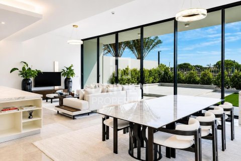 4 bedrooms Villa in District One, UAE No. 204520