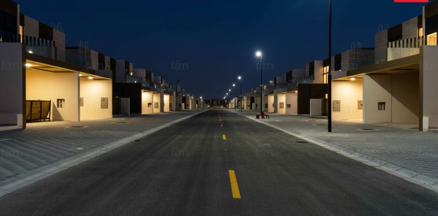 Таунхаус с 4 спальнями в Дубай, ОАЭ №135769