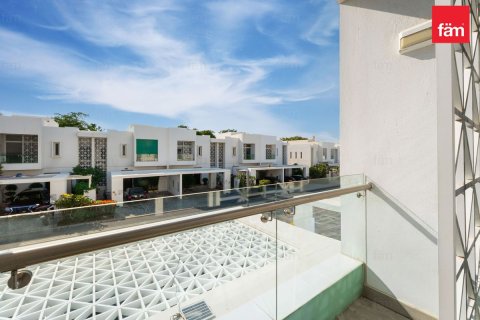 Townhouse de 3 dormitorios en Dubai, UAE No. 135772 21