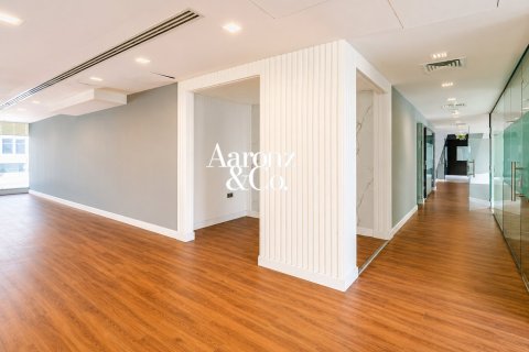 Офис 696м² в Bayswater, ОАЭ №186177 7
