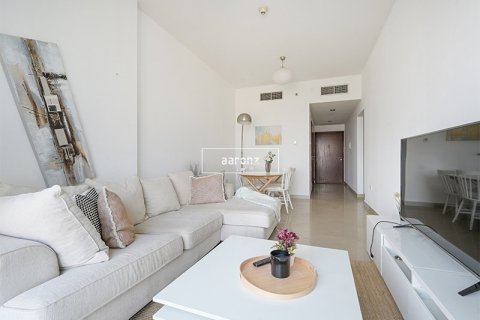 Квартира с 2 спальнями  №108576 2