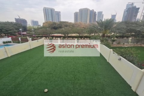 Villa de 4 dormitorios  No. 108571 15