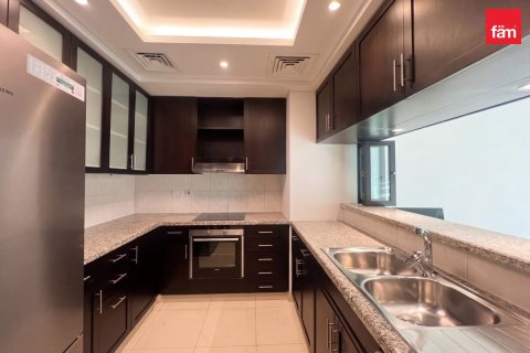 Apartment de 2 dormitorios en The Views, UAE No. 167774 8