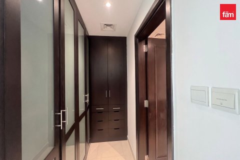 Apartment de 2 dormitorios en The Views, UAE No. 167774 11