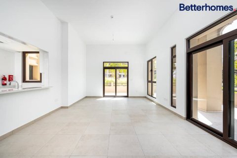 1 bedroom Apartment in Umm Suqeim, UAE No. 23395 1