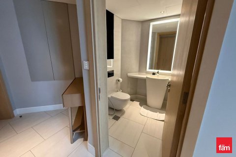 Apartment de 2 dormitorios en Business Bay, UAE No. 153132 12