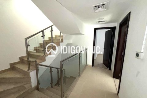 5 bedrooms Townhouse in District 15, UAE No. 184776 25