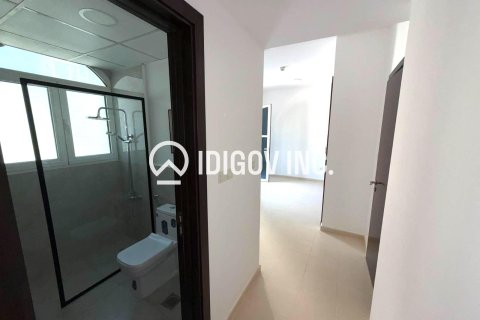 5 bedrooms Townhouse in District 15, UAE No. 184776 9