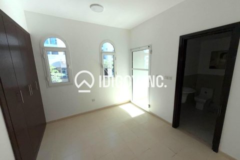 5 bedrooms Townhouse in District 15, UAE No. 184776 24