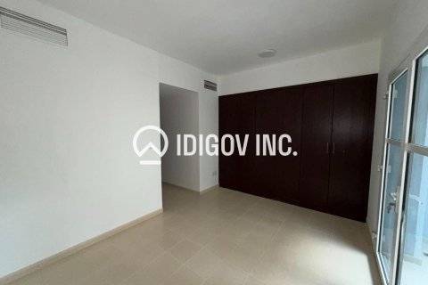 5 bedrooms Townhouse in District 15, UAE No. 184776 30