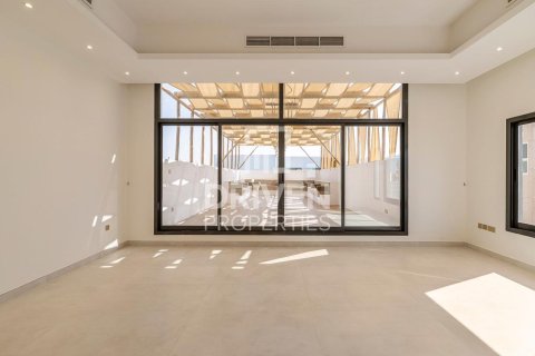 5 bedrooms Villa in Umm Suqeim 3, UAE No. 84123 18