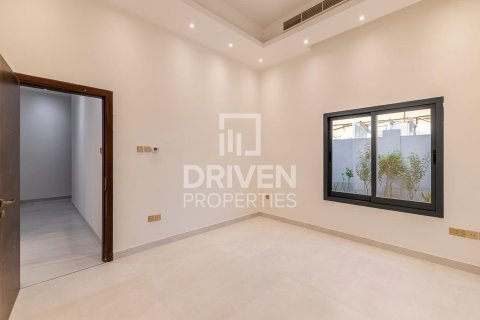 5 bedrooms Villa in Umm Suqeim 3, UAE No. 84123 28