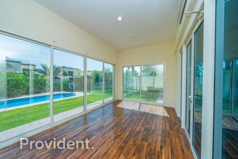 4 bedrooms Villa in Jumeirah Park, UAE No. 2350 16