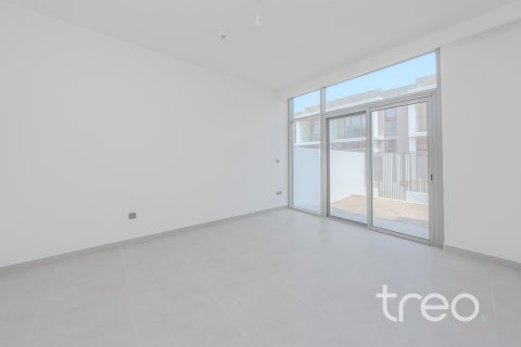 4 bedrooms Townhouse in Ruba, UAE No. 174065 8